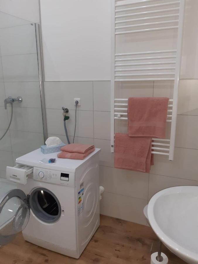 Luxurioese Wohnung Mit Eigenem Garten Аугсбург Экстерьер фото