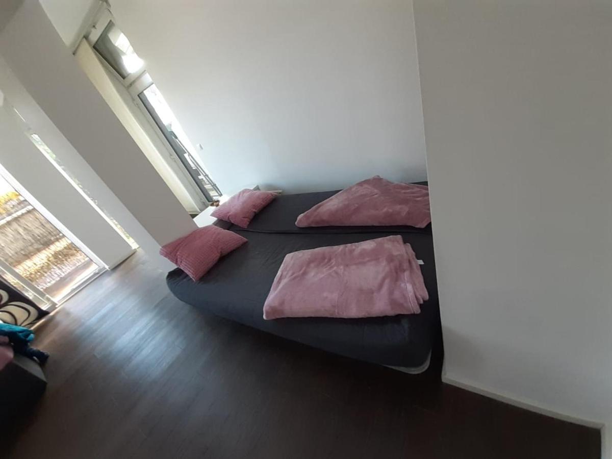 Luxurioese Wohnung Mit Eigenem Garten Аугсбург Экстерьер фото